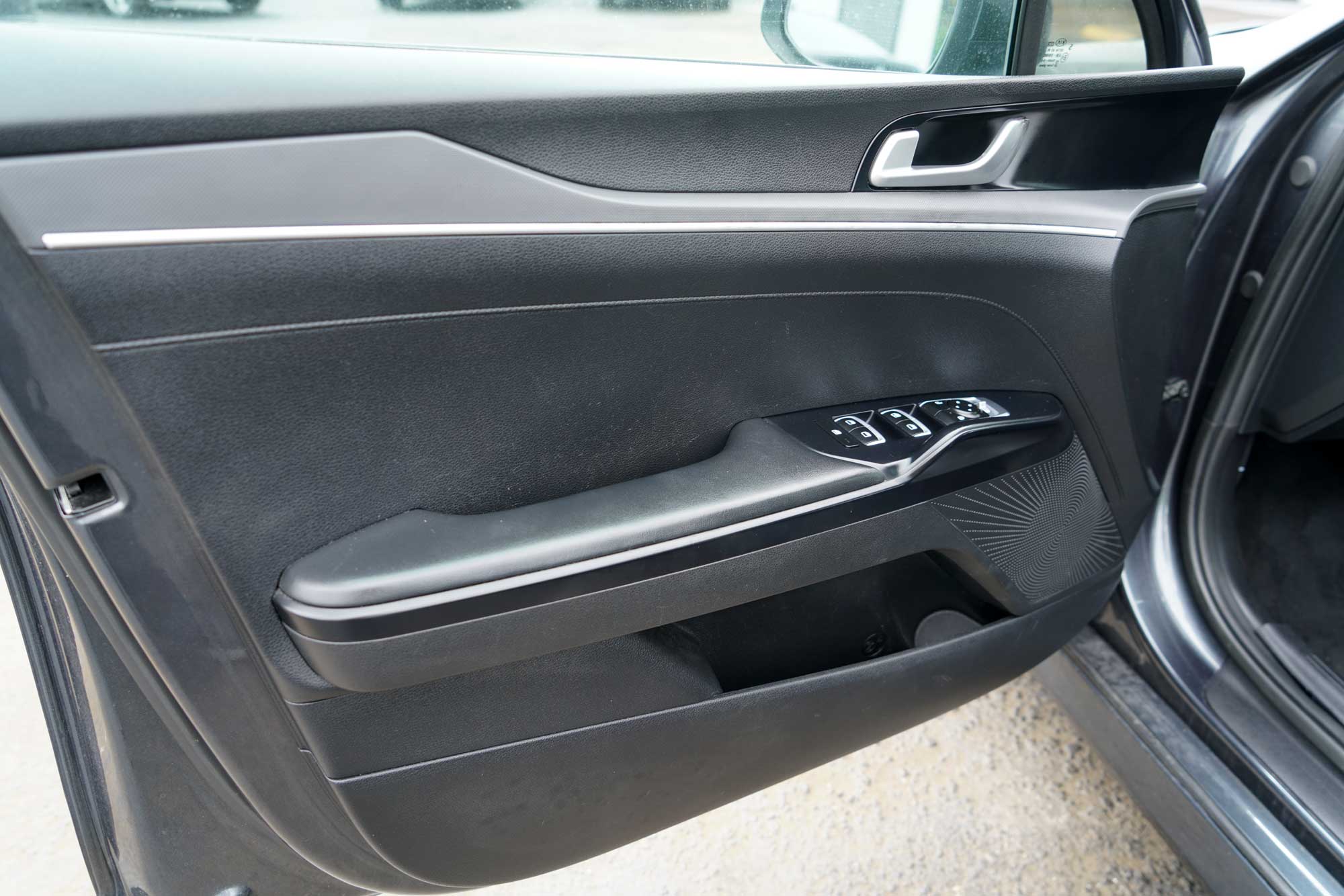 2021 Kia K5 LXS Sedan 4D