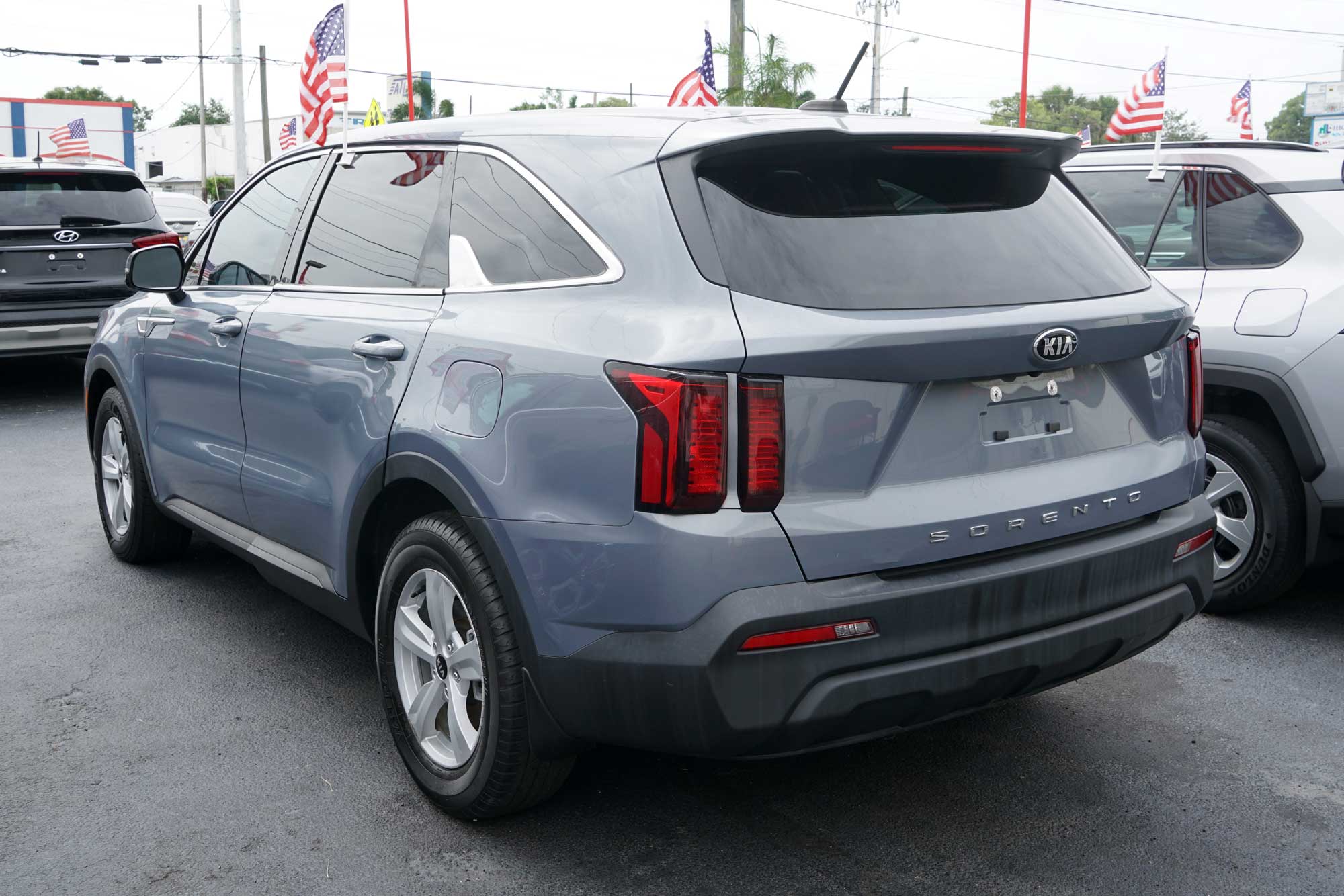 2021 Kia Sorento LX Sport Utility 4D