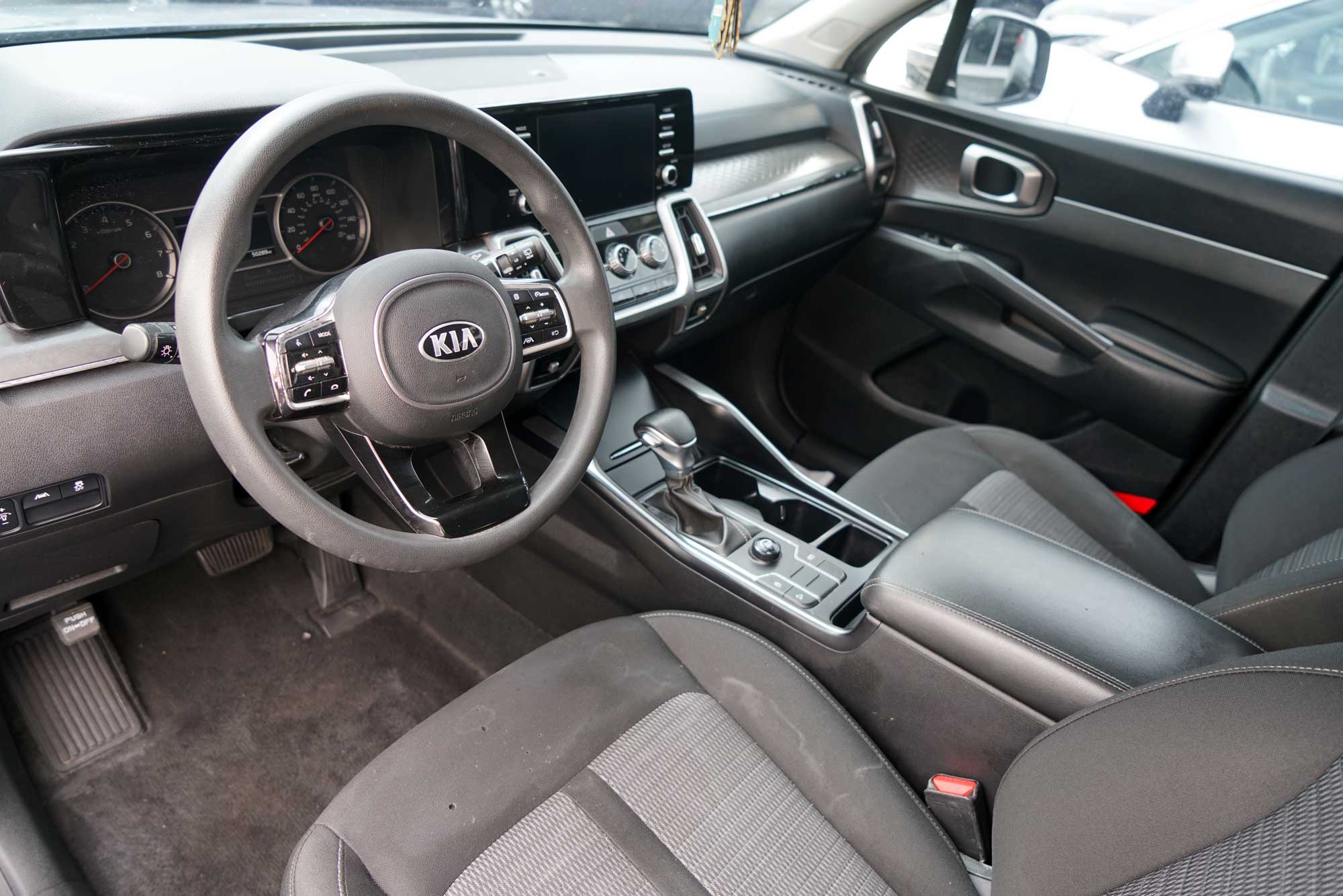 2021 Kia Sorento LX Sport Utility 4D