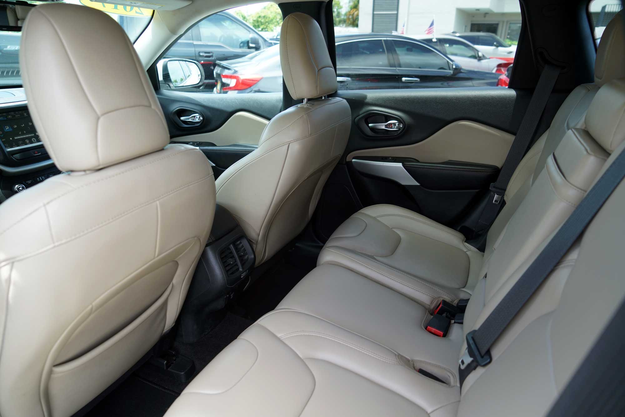 2017 Jeep Cherokee Limited Sport Utility 4D