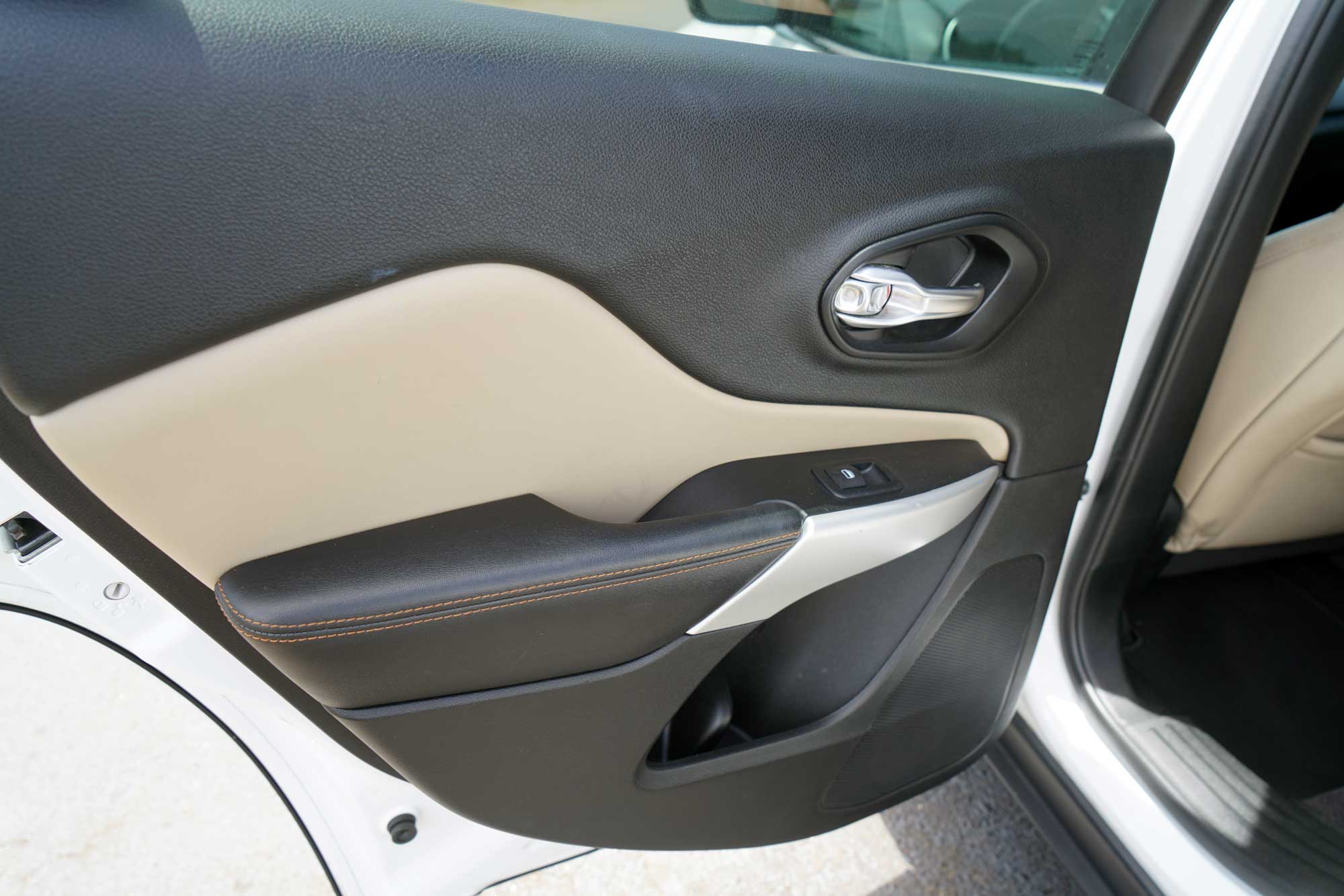 2017 Jeep Cherokee Limited Sport Utility 4D