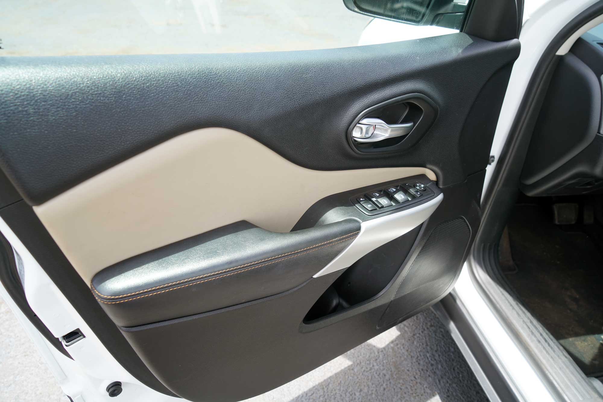 2017 Jeep Cherokee Limited Sport Utility 4D