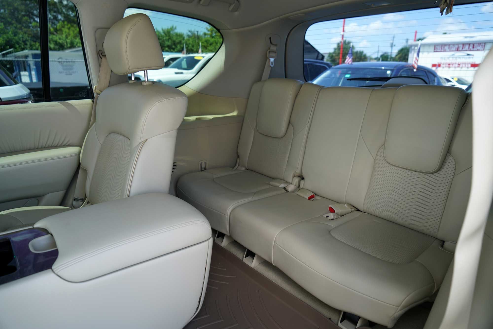 2016 INFINITI QX80 Sport Utility 4D