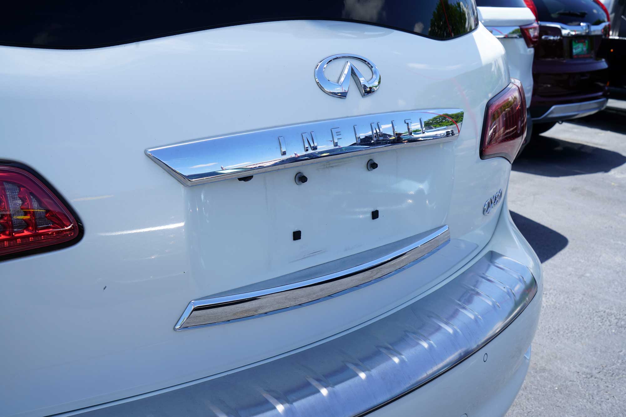 2016 INFINITI QX80 Sport Utility 4D