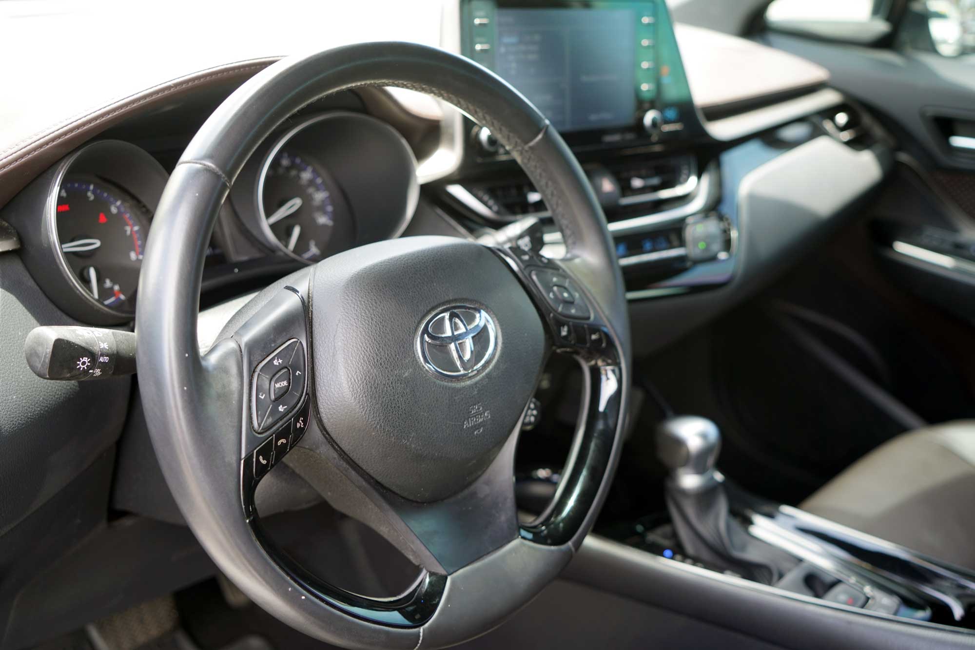 2019 Toyota C-HR Limited Sport Utility 4D