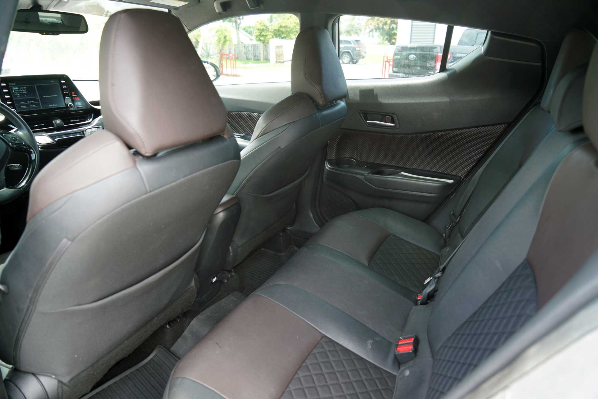 2019 Toyota C-HR Limited Sport Utility 4D
