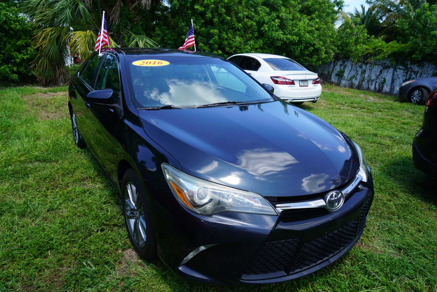 2015 Toyota Camry SE Sedan 4D