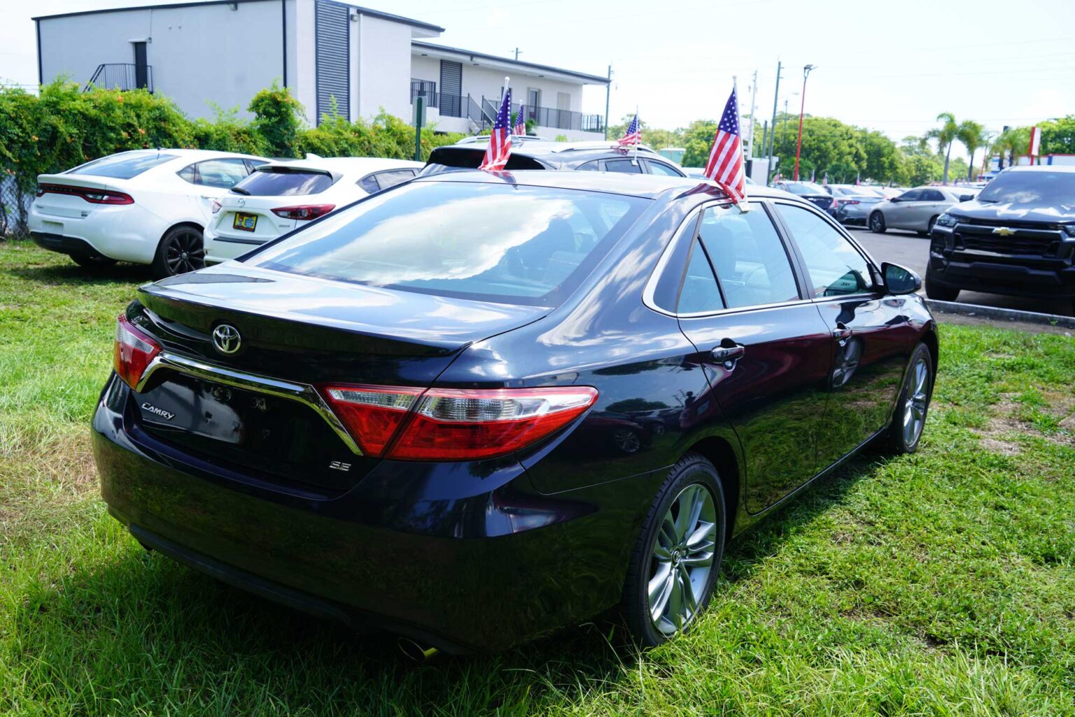 2015 Toyota Camry SE Sedan 4D