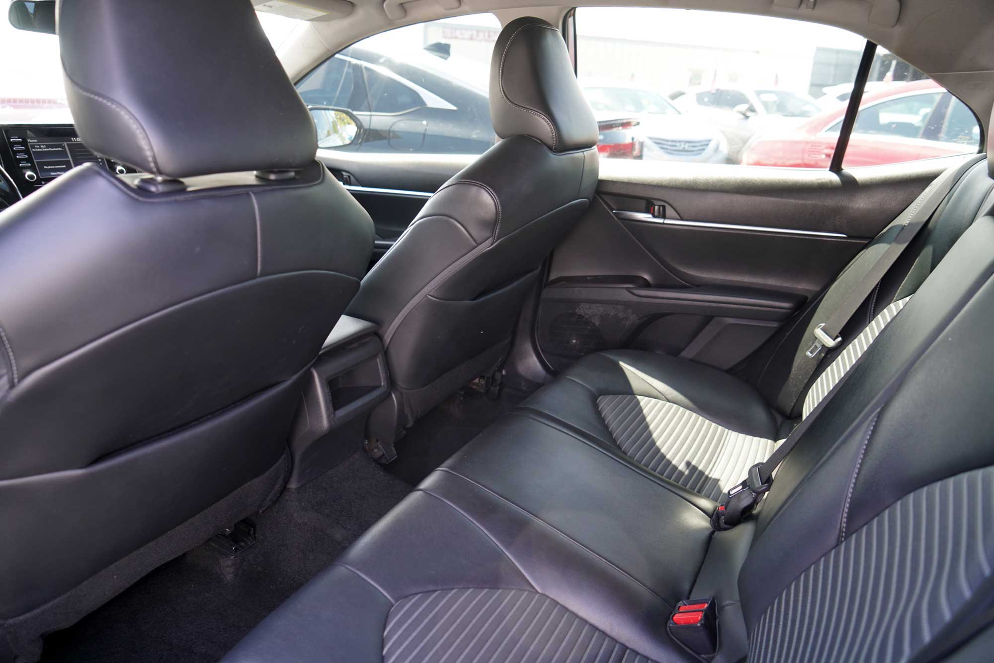 2022 Toyota Camry SE Sedan 4D