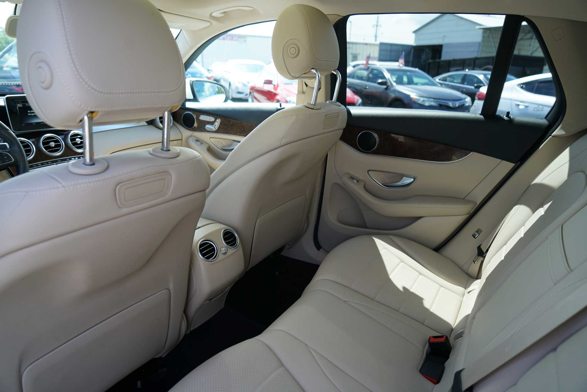 2018 Mercedes-Benz GLC 300 Sport Utility 4D