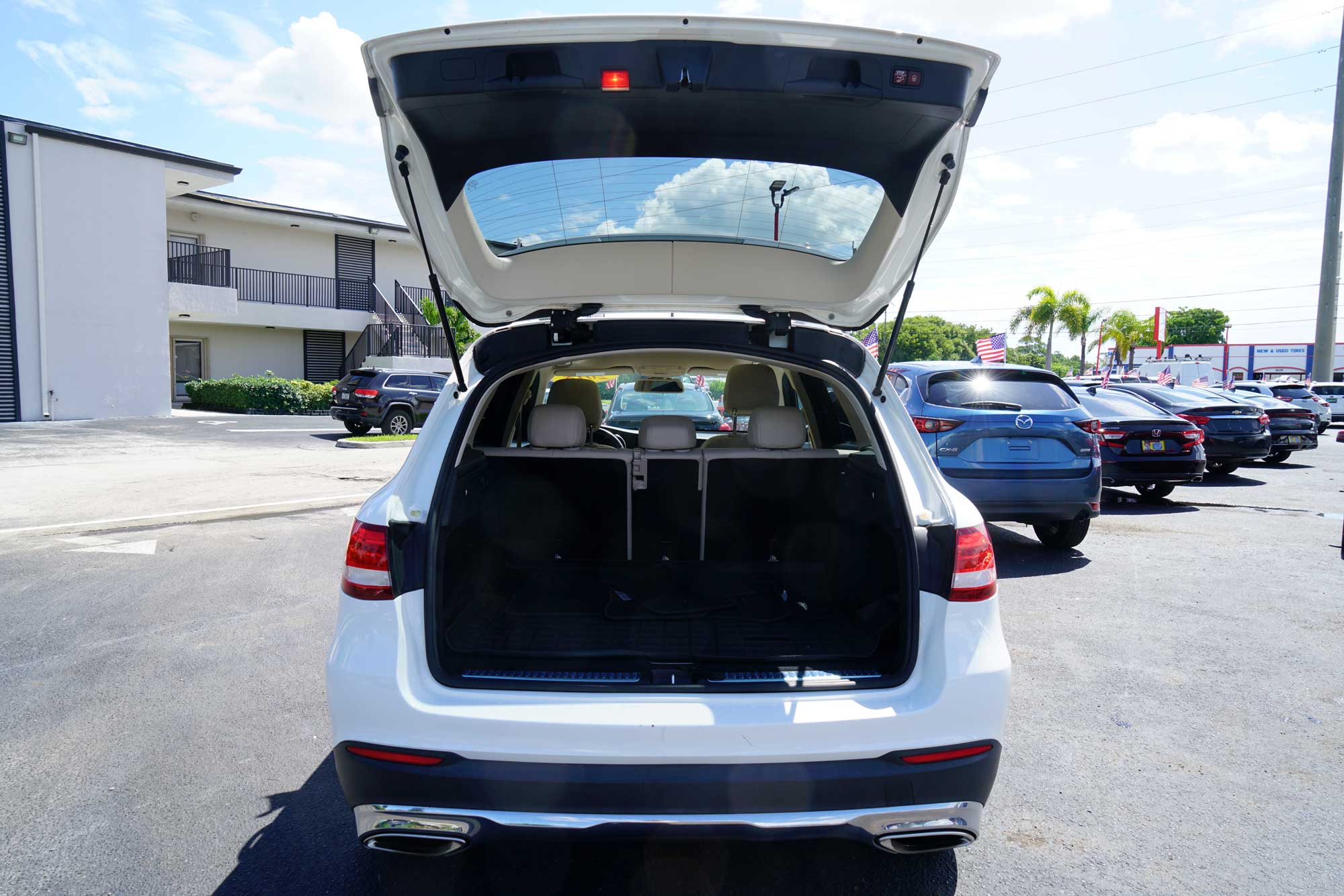 2018 Mercedes-Benz GLC 300 Sport Utility 4D