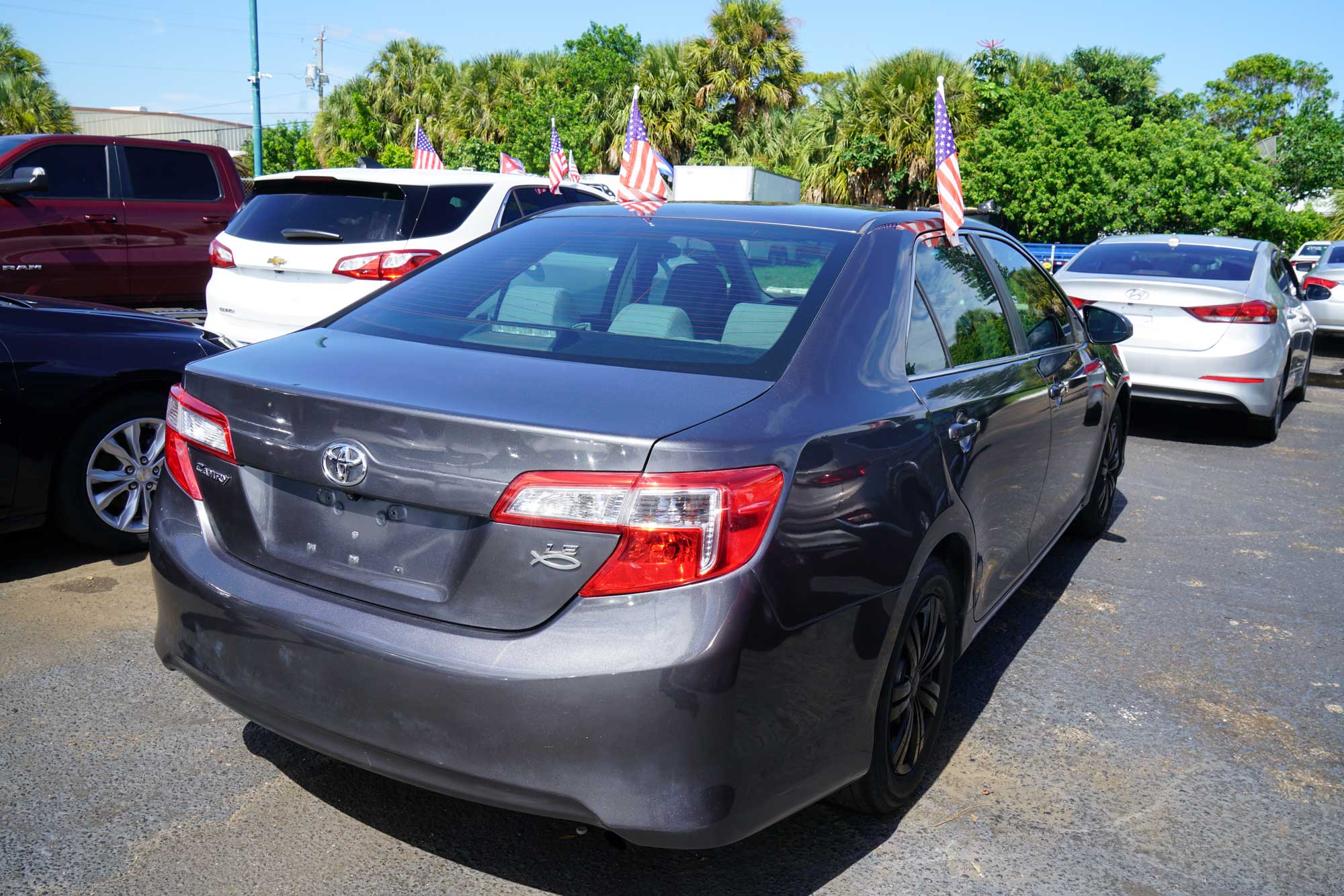 2013 Toyota Camry LE Sedan 4D