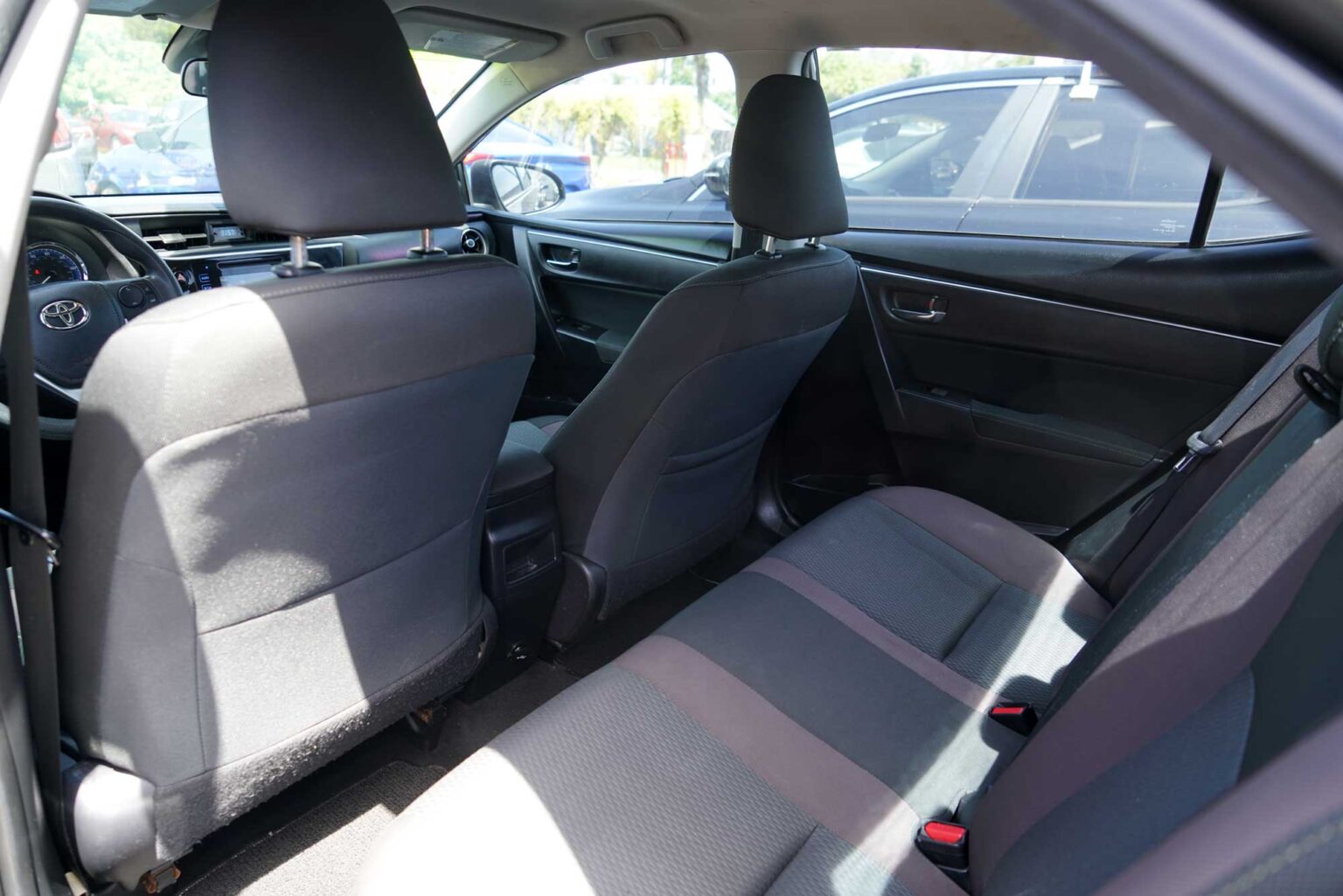 2018 Toyota Corolla LE Sedan 4D