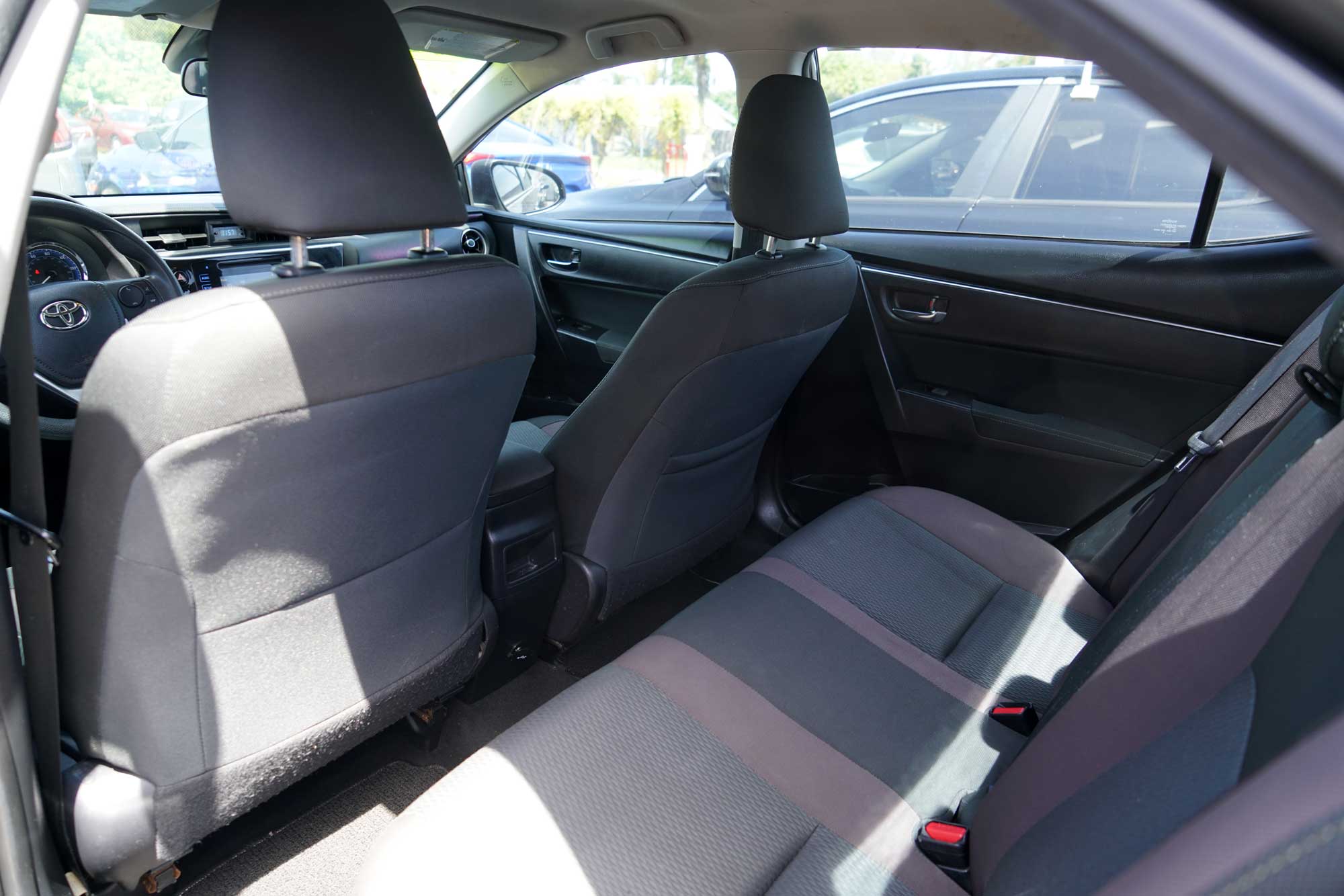 2018 Toyota Corolla LE Sedan 4D