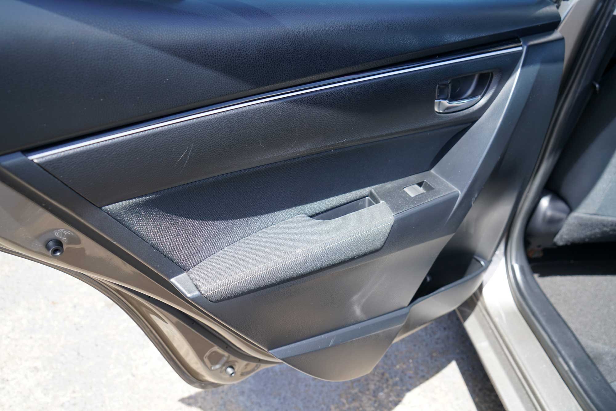 2018 Toyota Corolla LE Sedan 4D