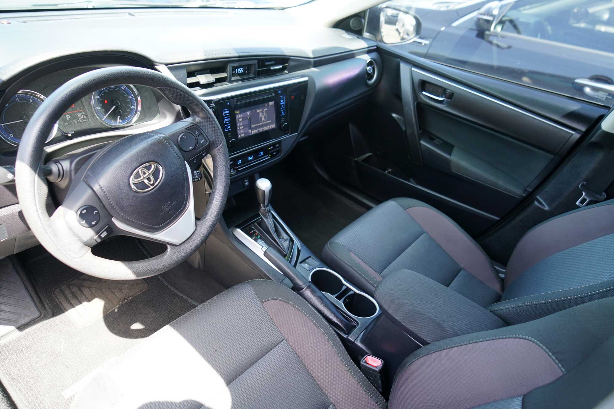 2018 Toyota Corolla LE Sedan 4D
