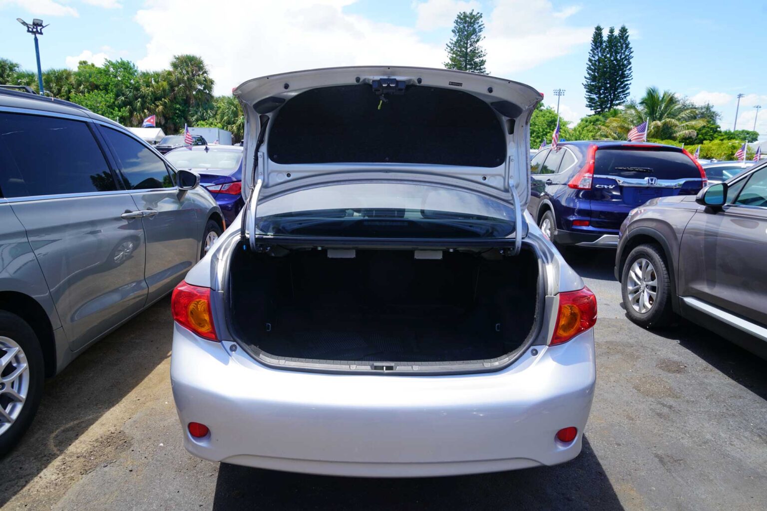 2010 Toyota Corolla LE Sedan 4D