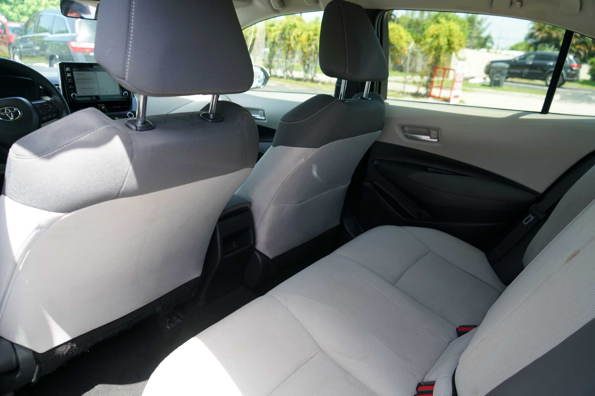 2021 Toyota Corolla LE Sedan 4D