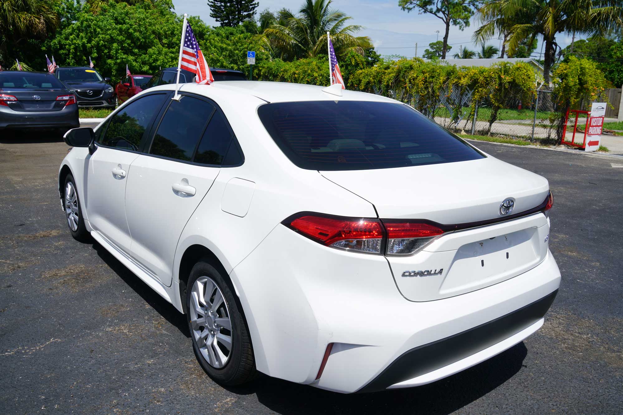 2021 Toyota Corolla LE Sedan 4D