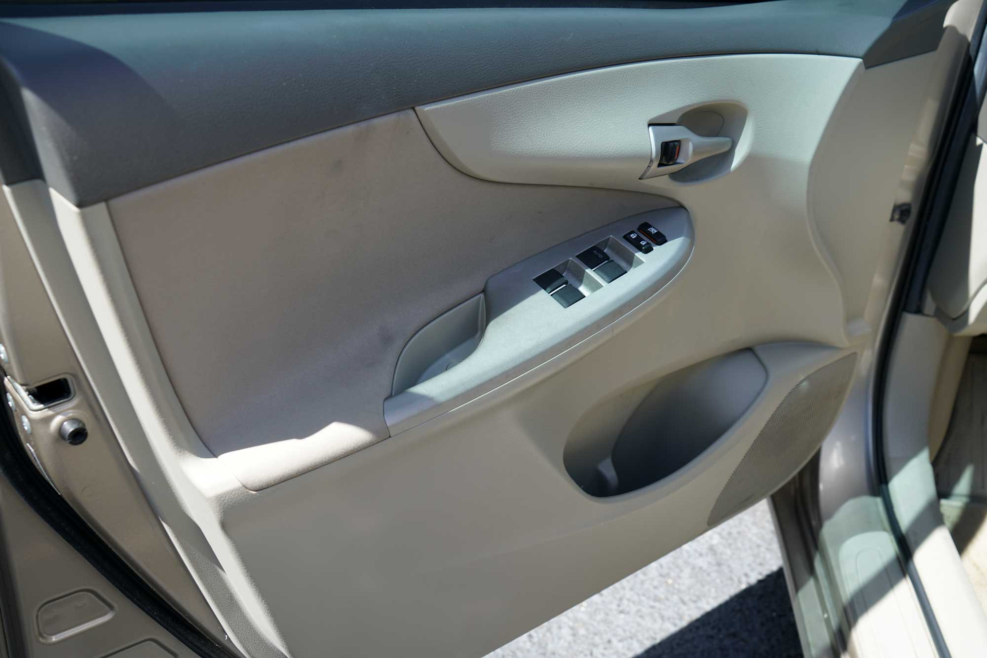 2010 Toyota Corolla S Sedan 4D