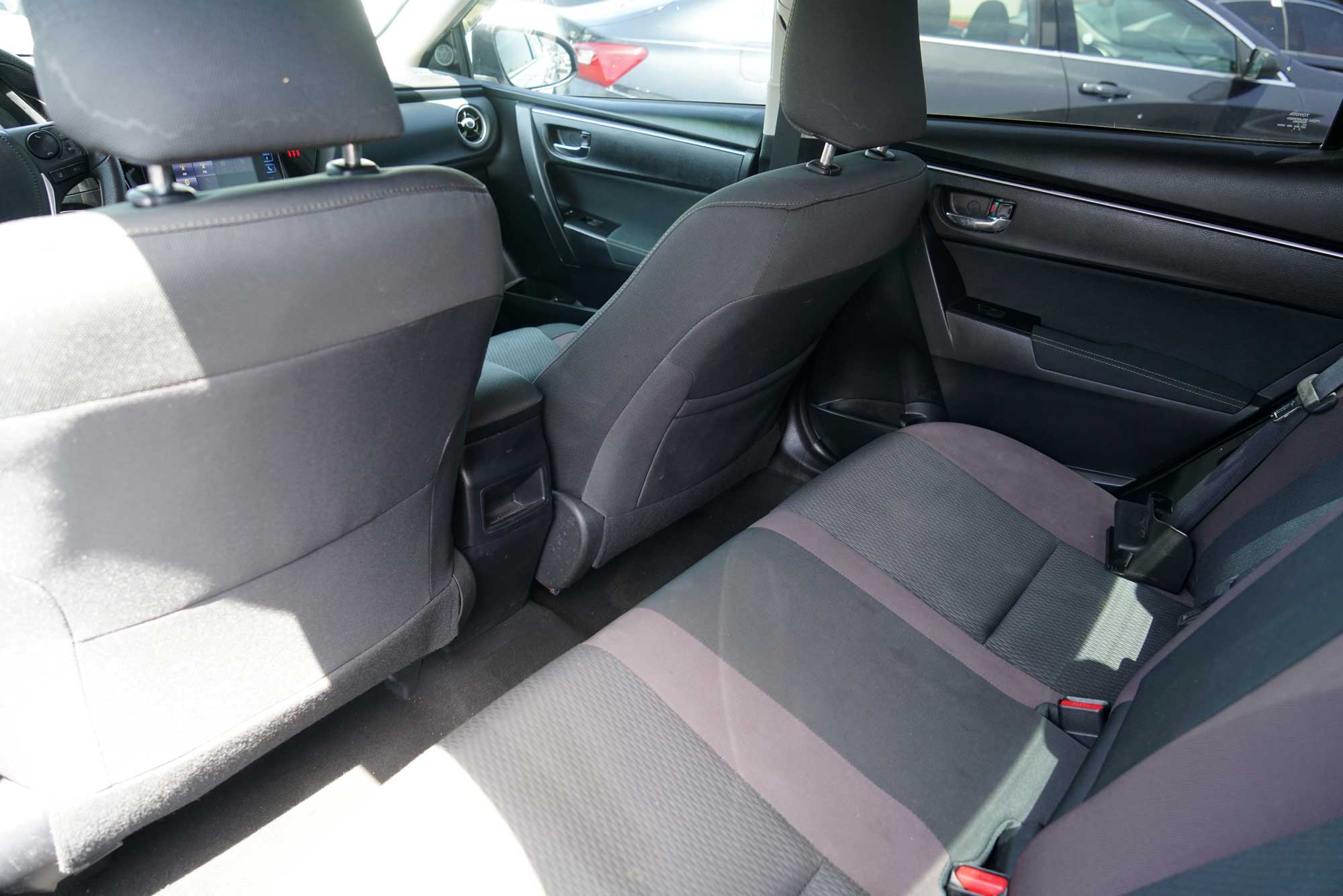 2018 Toyota Corolla LE Sedan 4D