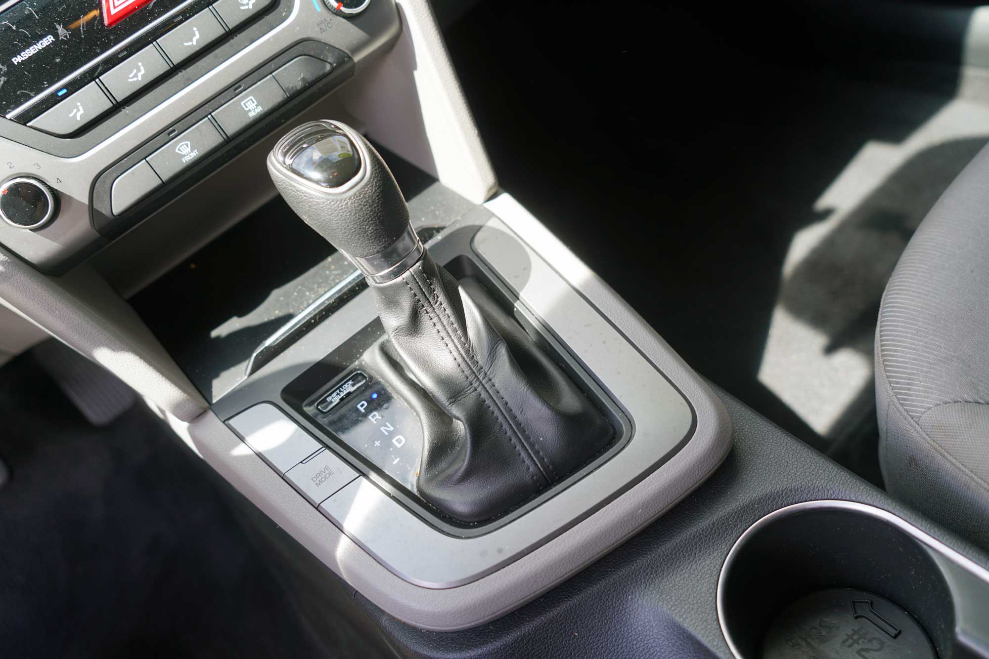 2017 Hyundai Elantra SE Sedan 4D