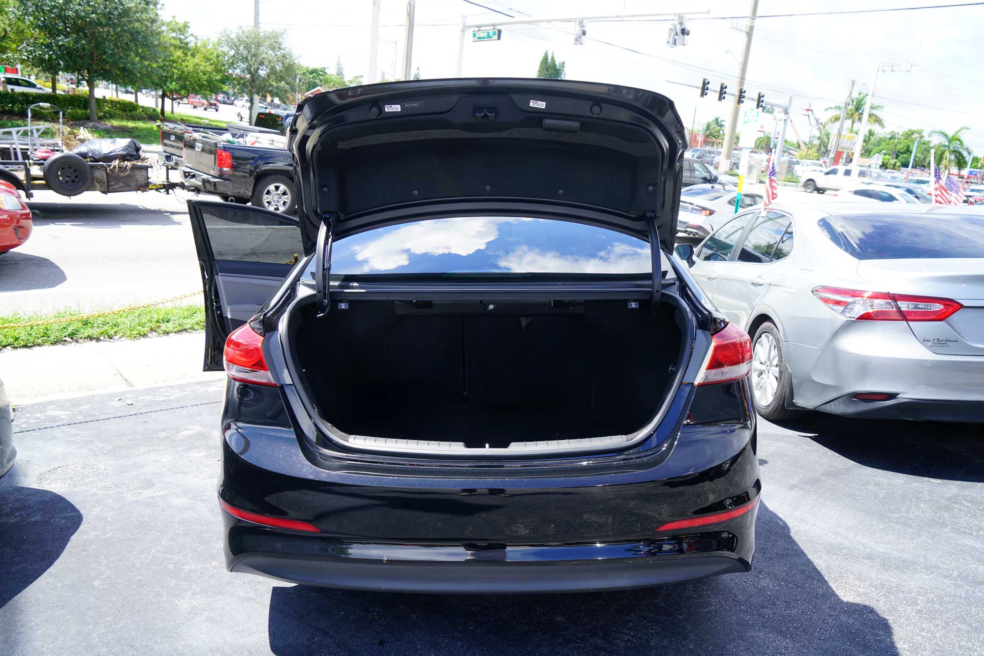 2017 Hyundai Elantra SE Sedan 4D