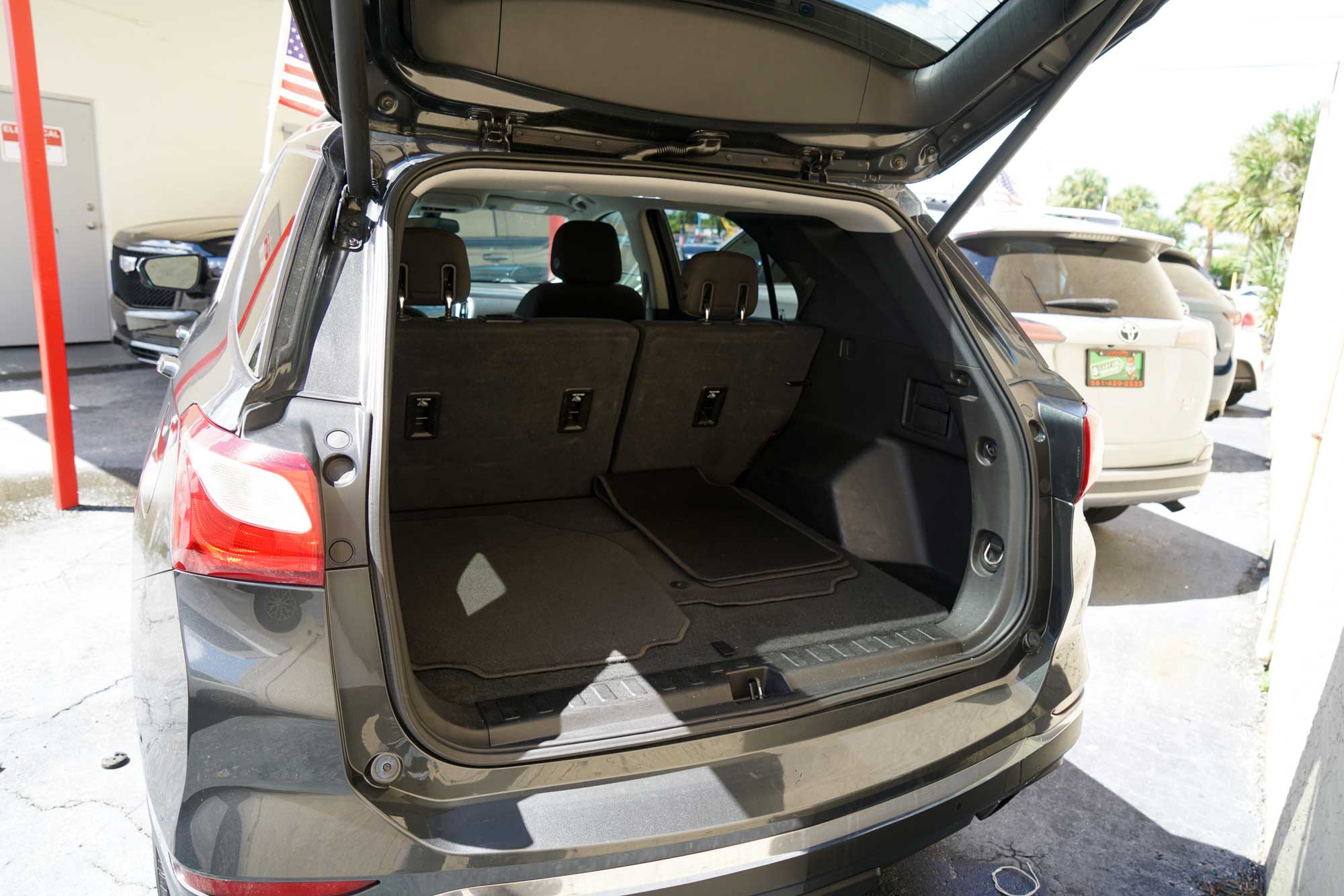 2018 Chevrolet Equinox LT Sport Utility 4D