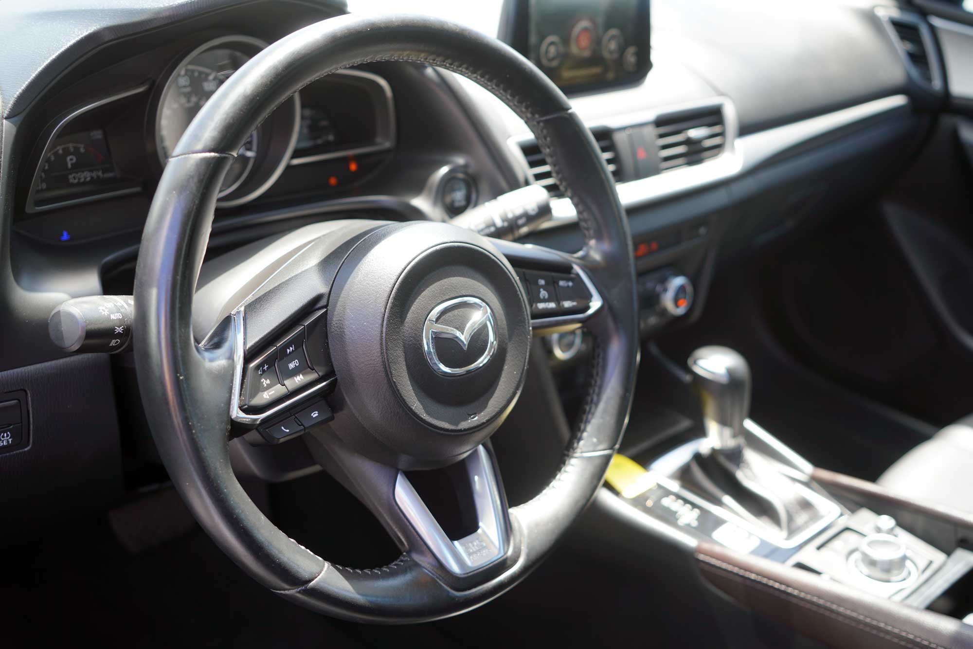 2018 Mazda 3 Touring Hatchback 4D