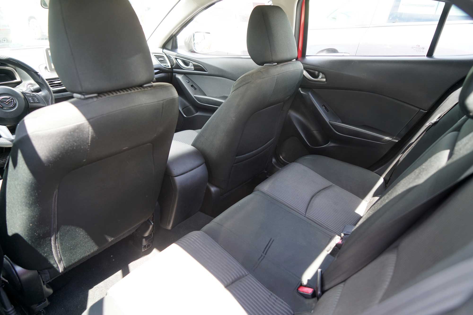 2016 Mazda 3i Sport Sedan 4D