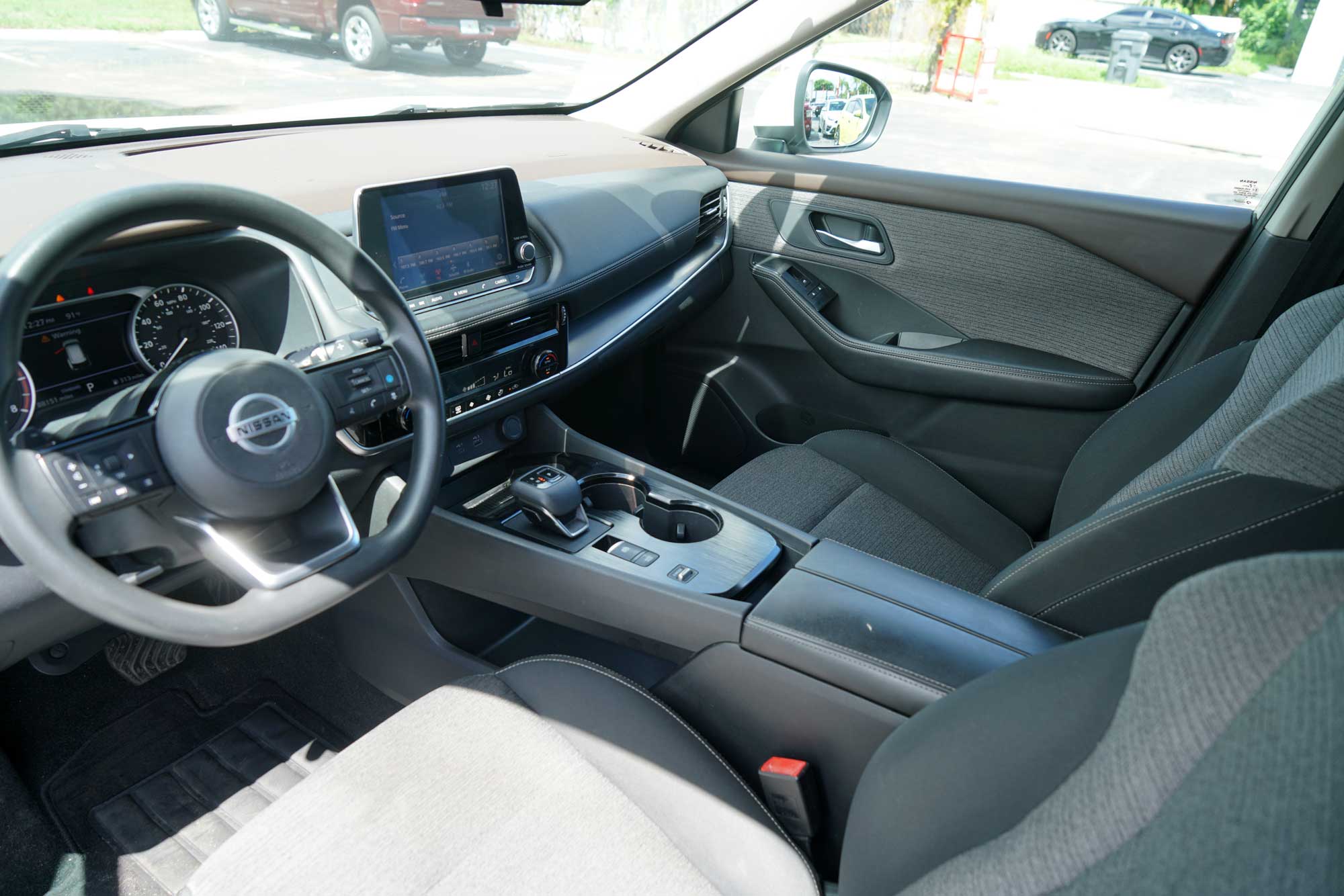 2021 Nissan Rogue SV Sport Utility 4D