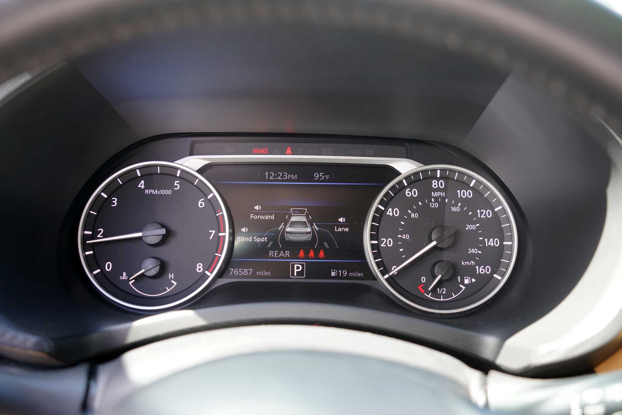 2022 Nissan Sentra SV Sedan 4D