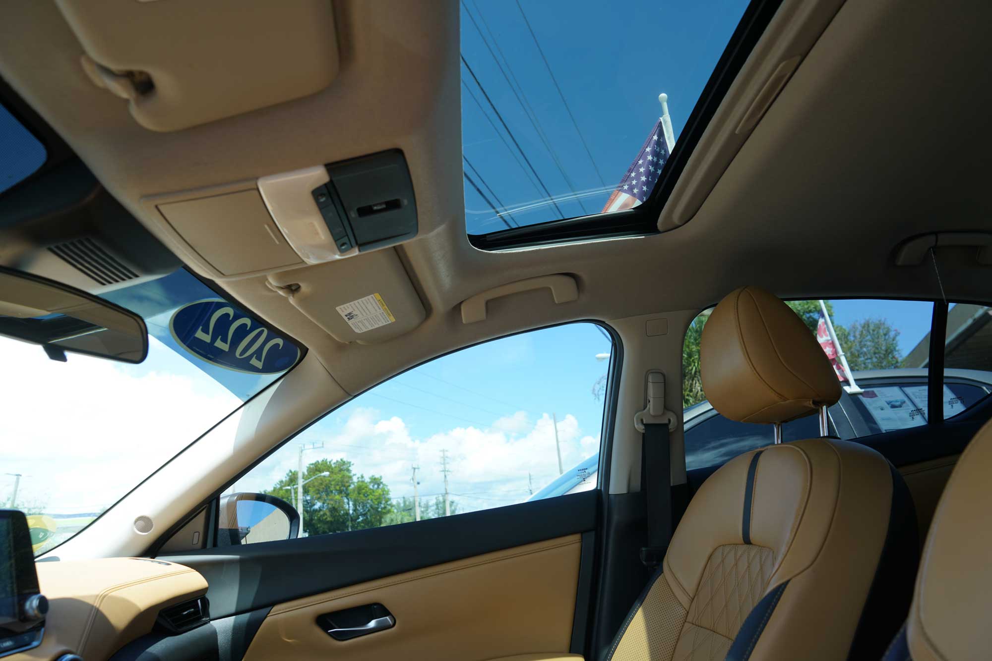 2022 Nissan Sentra SV Sedan 4D