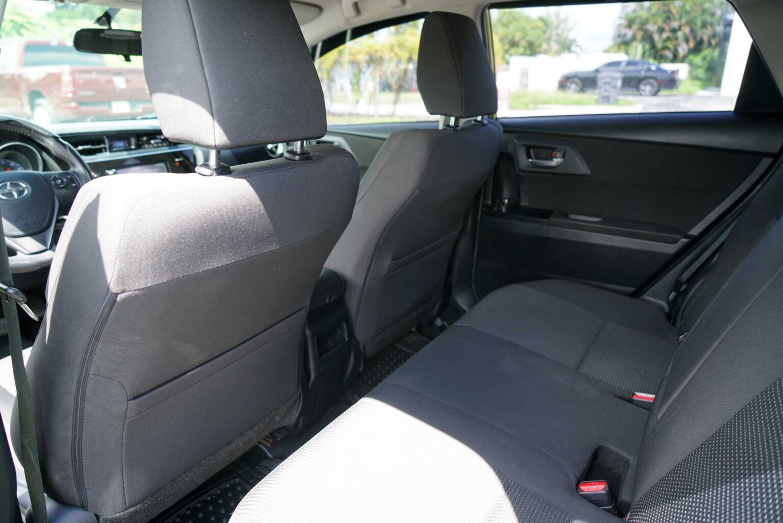 2016 Scion iM Hatchback 4D