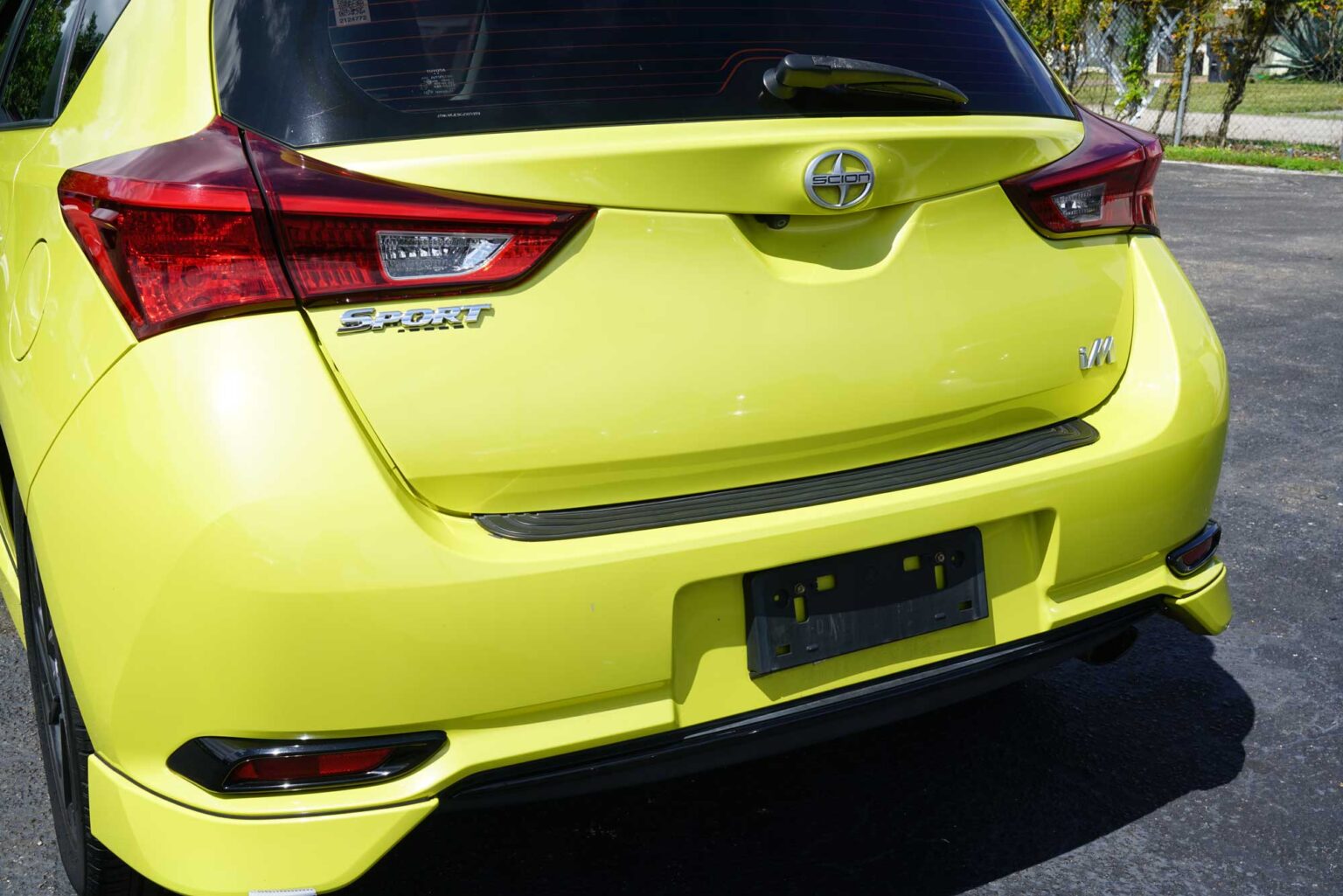2016 Scion iM Hatchback 4D