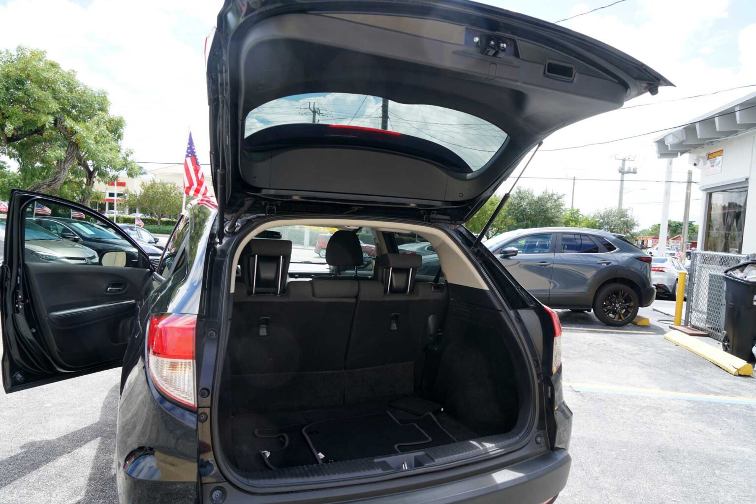 2020 Honda HR-V LX Sport Utility 4D