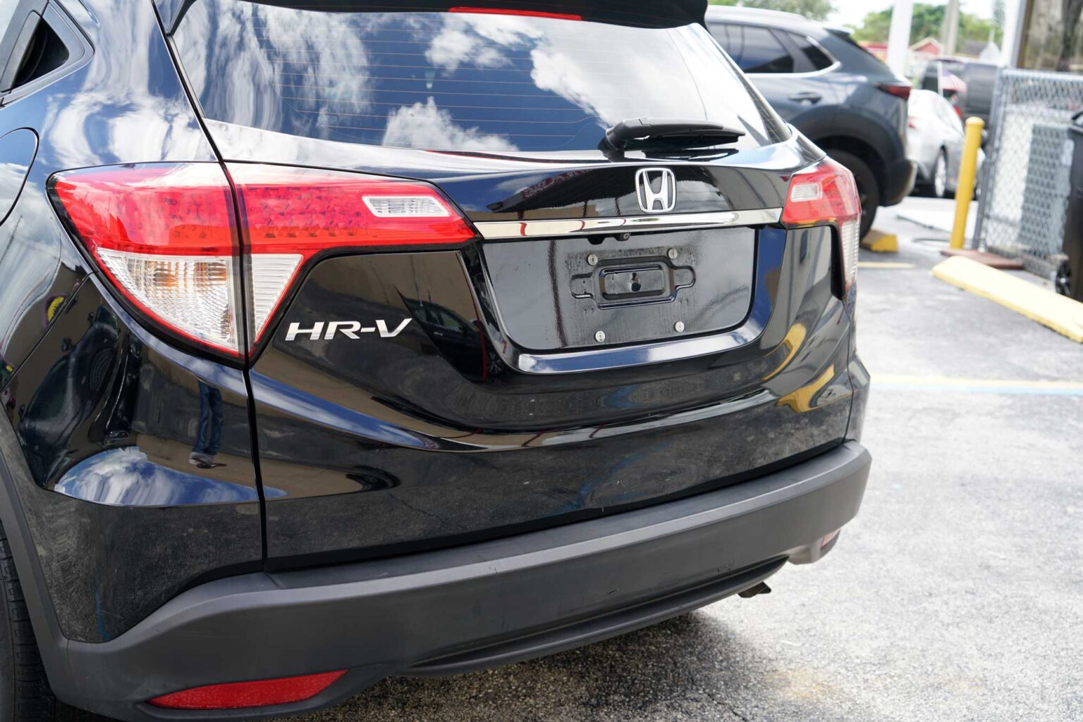 2020 Honda HR-V LX Sport Utility 4D