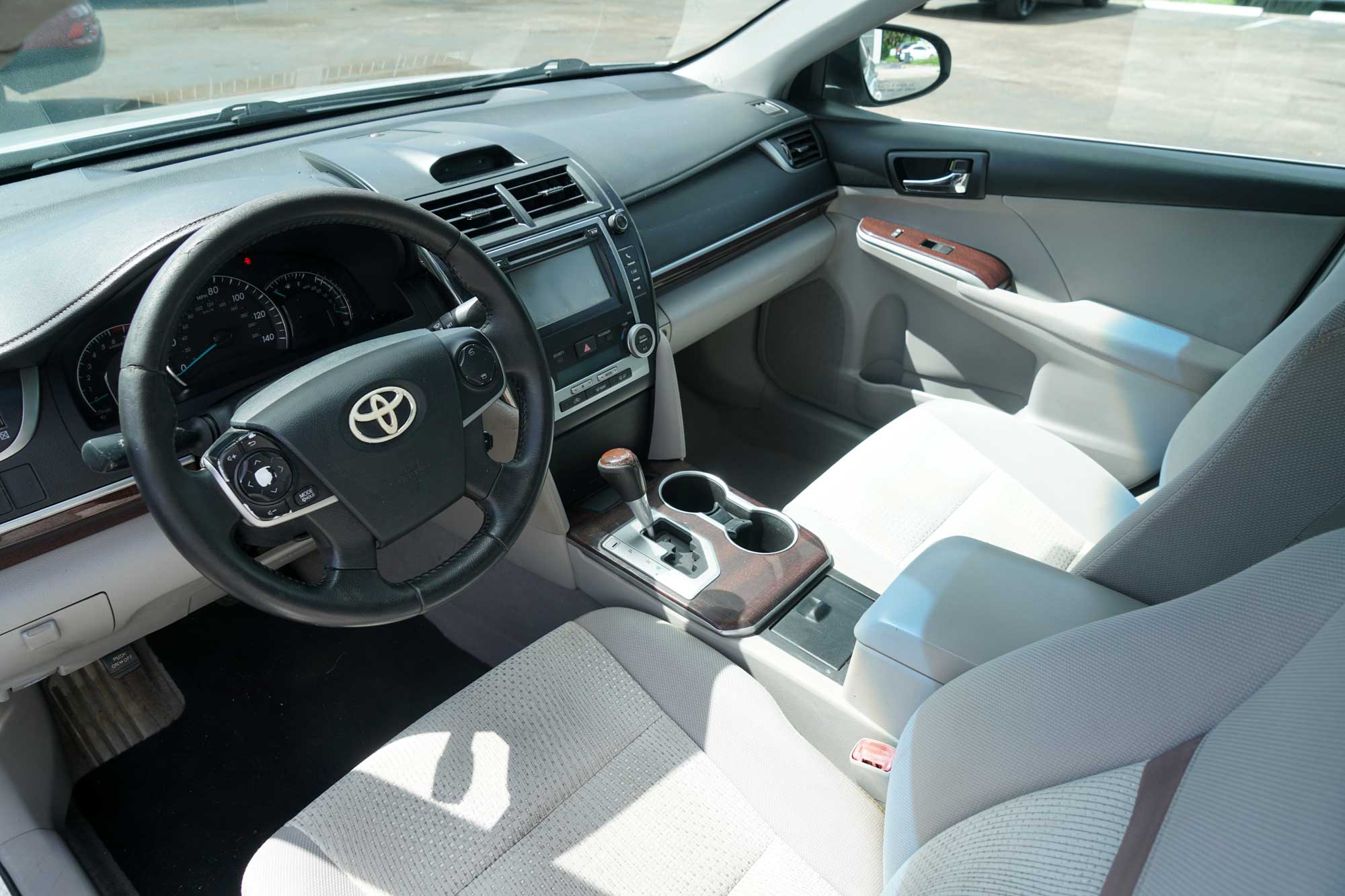 2012 Toyota Camry XLE Sedan 4D