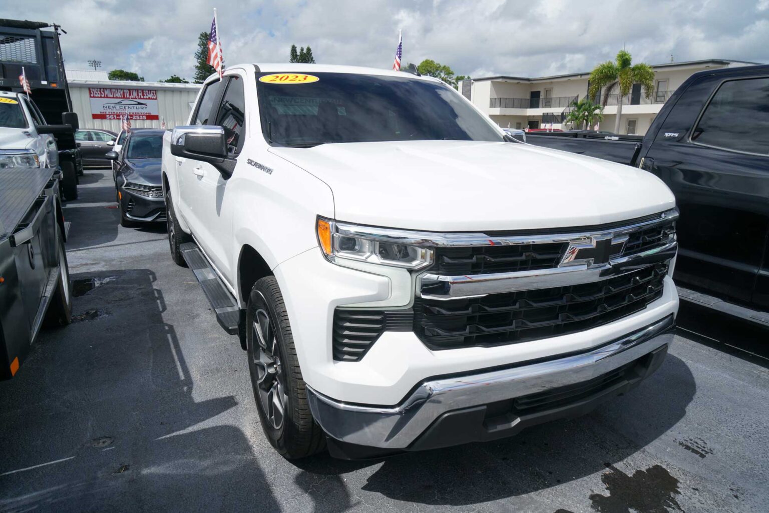 2022 Chevrolet Silverado 1500 Crew Cab LT Pickup 4D 5 3/4 ft