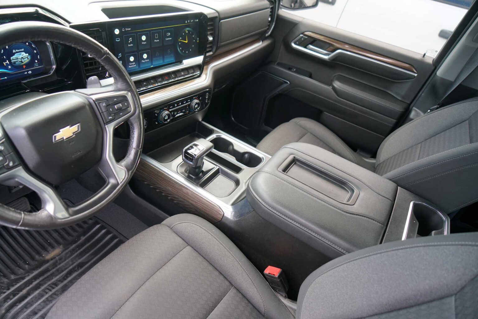 2022 Chevrolet Silverado 1500 Crew Cab LT Pickup 4D 5 3/4 ft
