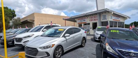 Los Mejores Carros Usados en Palm Beach: New Century Auto Sales