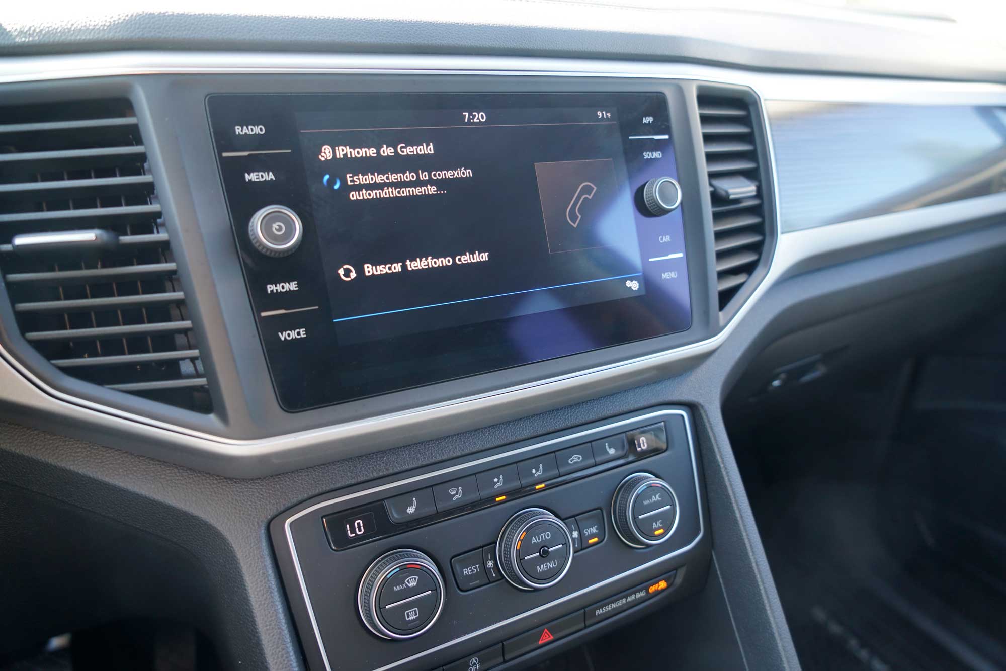 2019 Volkswagen Atlas SE w/Tech Pkg Sport Utility 4D