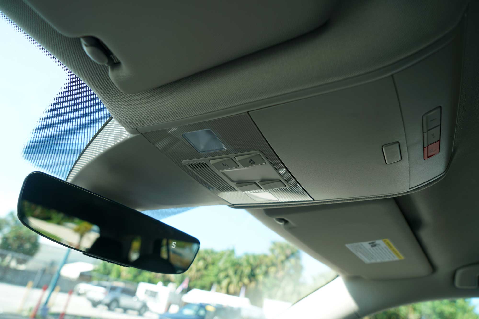 2019 Volkswagen Atlas SE w/Tech Pkg Sport Utility 4D