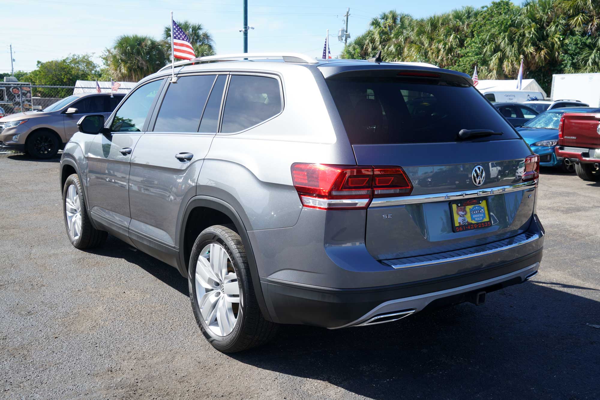 2019 Volkswagen Atlas SE w/Tech Pkg Sport Utility 4D