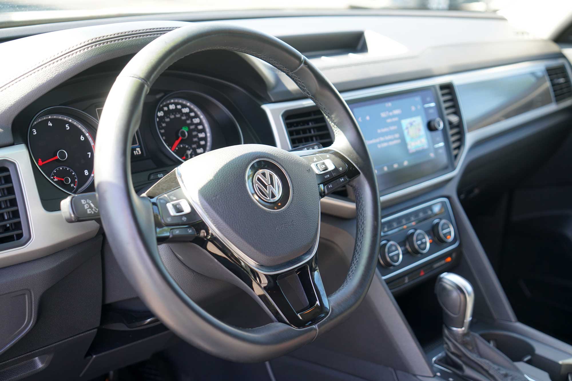 2019 Volkswagen Atlas SE w/Tech Pkg Sport Utility 4D