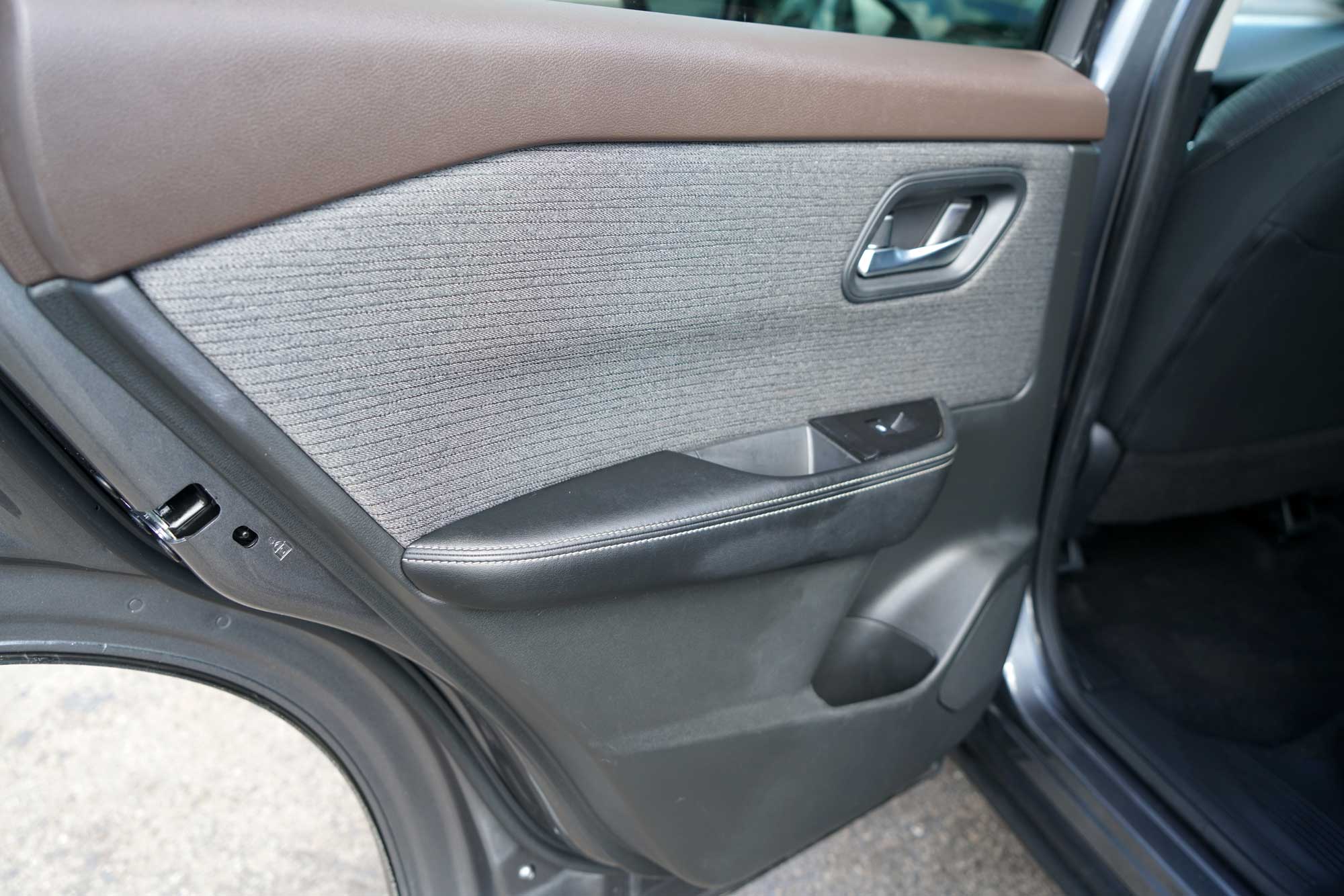 2023 Nissan Rogue SV Sport Utility 4D