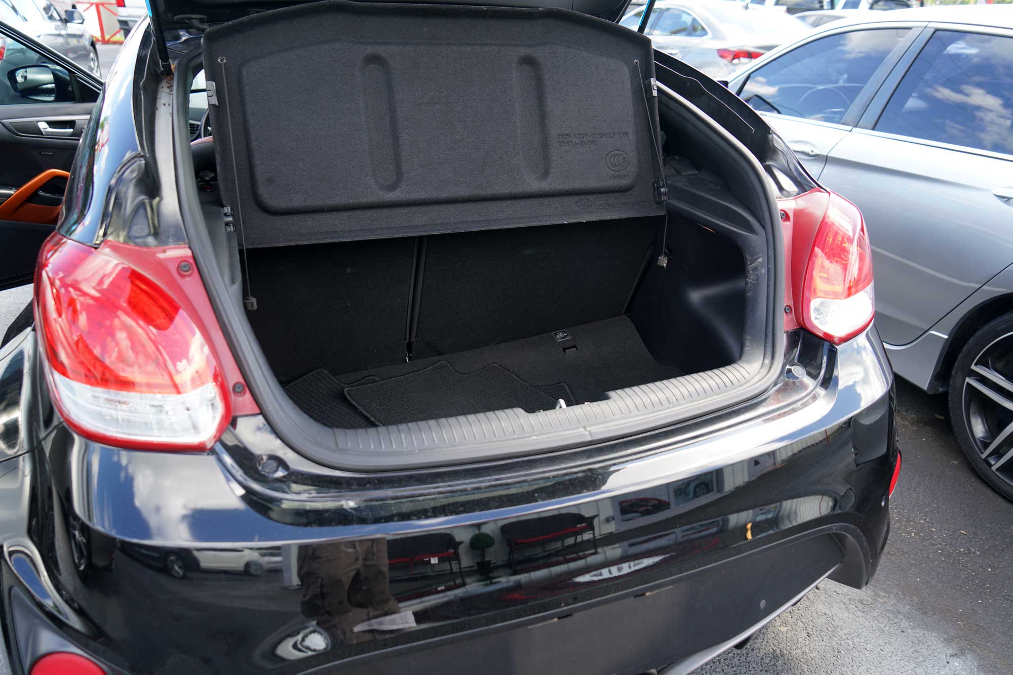 2016 Hyundai Veloster Turbo Coupe 3D