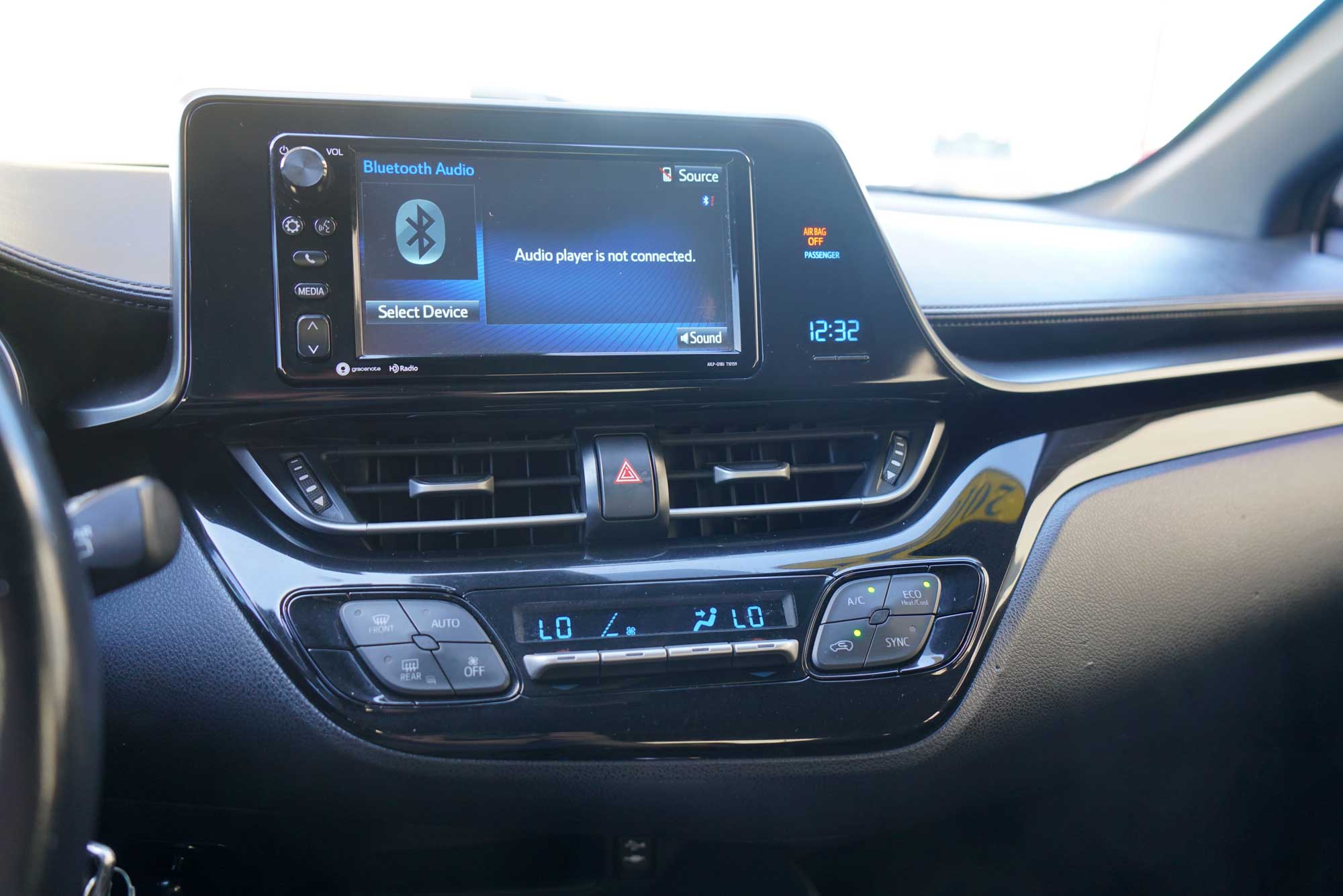 2018 Toyota C-HR XLE Sport Utility 4D