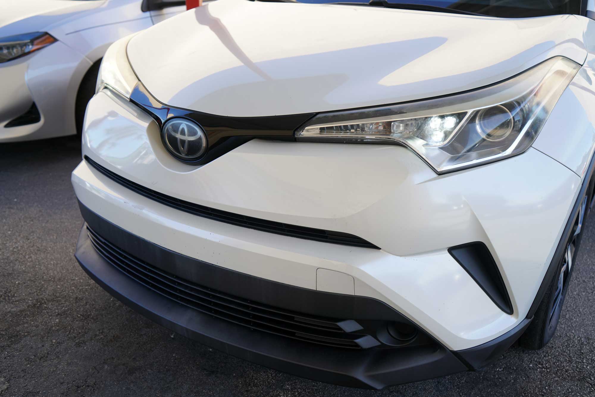 2018 Toyota C-HR XLE Sport Utility 4D