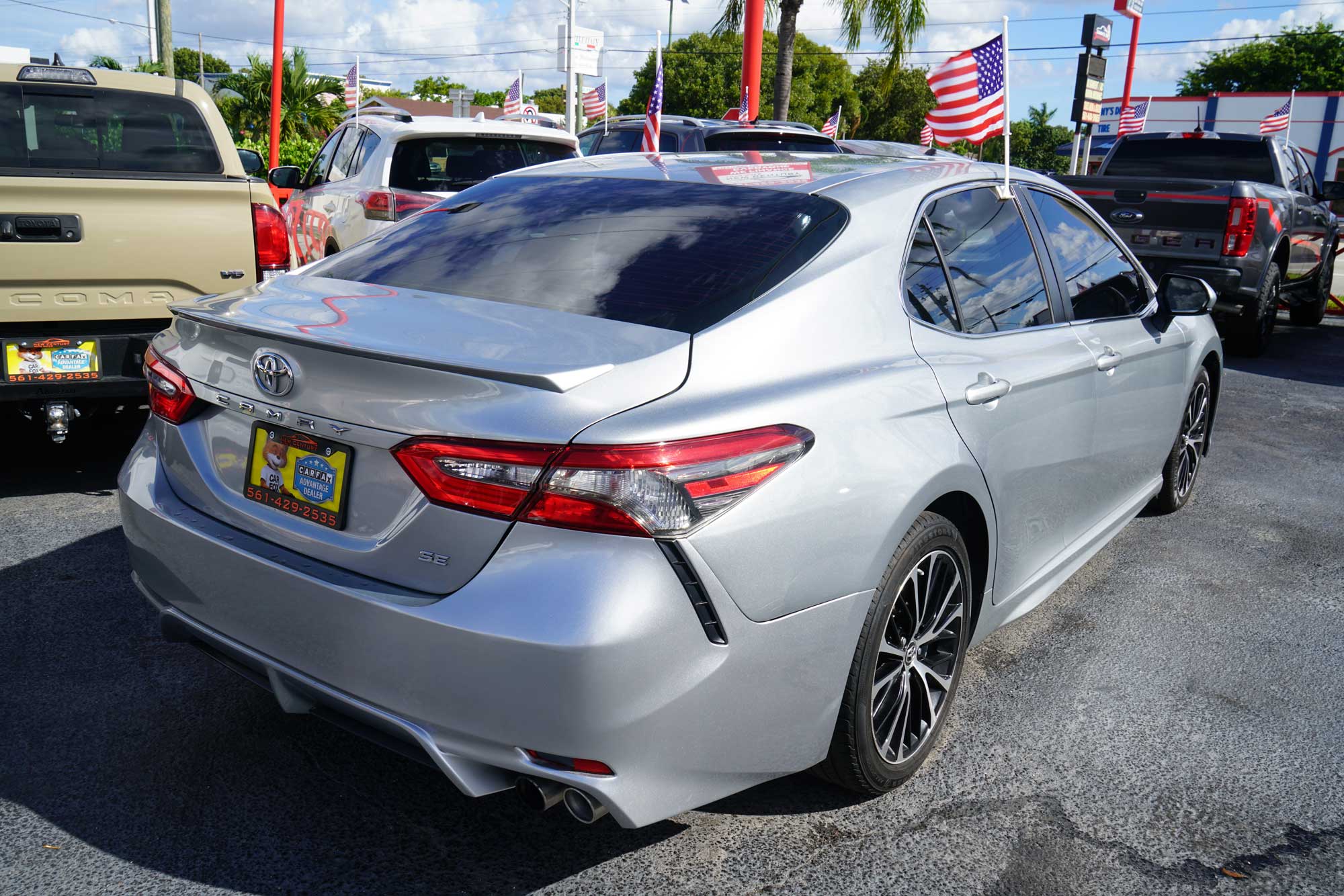 2018 Toyota Camry SE Sedan 4D